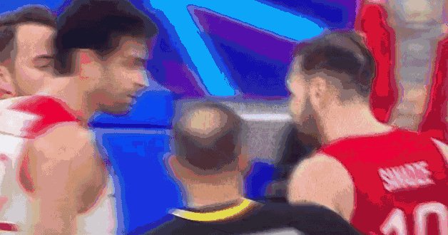 开云-爱游戏-76人神射在更衣室通道遭袭击?土耳其男篮威胁退赛