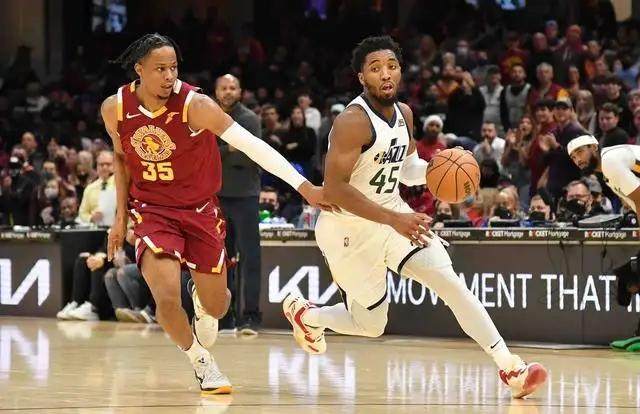 Kaiyun Sports-开云体育-骑士退出米切尔交易 尼克斯距离蜘蛛侠更进一步?